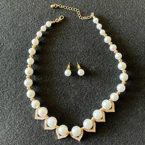 Pearl necklace